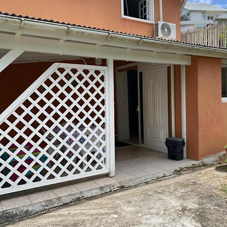 Aquaverde Eco Et Confort- Bas De Villa Avec Jardin Et Parking Le Gosier  Eksteriør billede