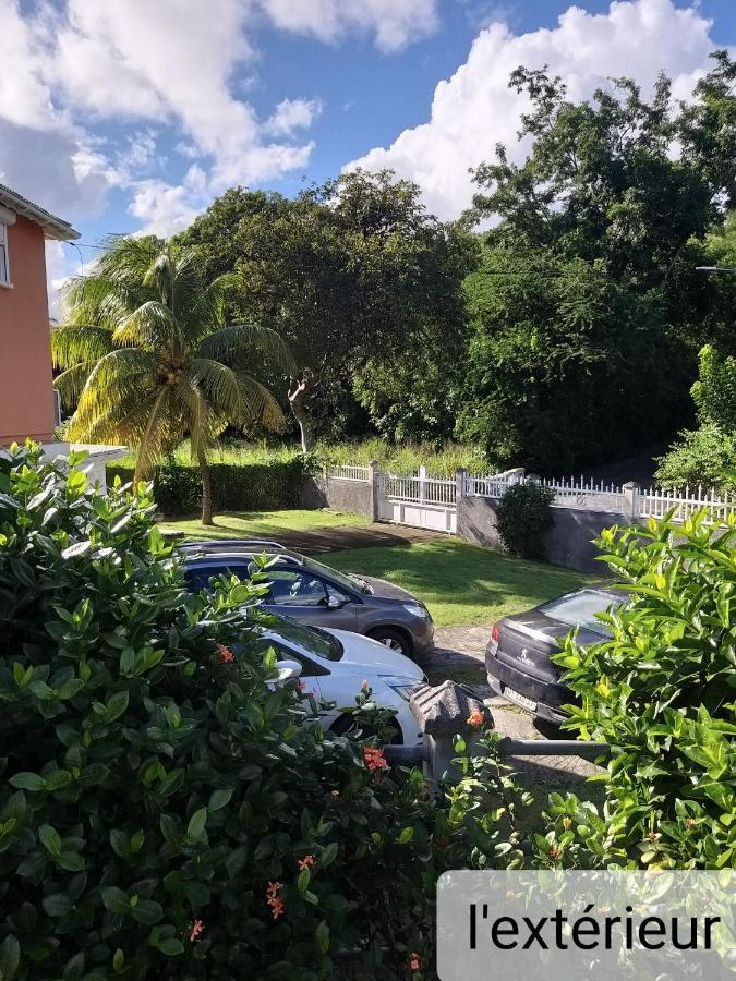 Aquaverde Eco Et Confort- Bas De Villa Avec Jardin Et Parking Le Gosier  Eksteriør billede