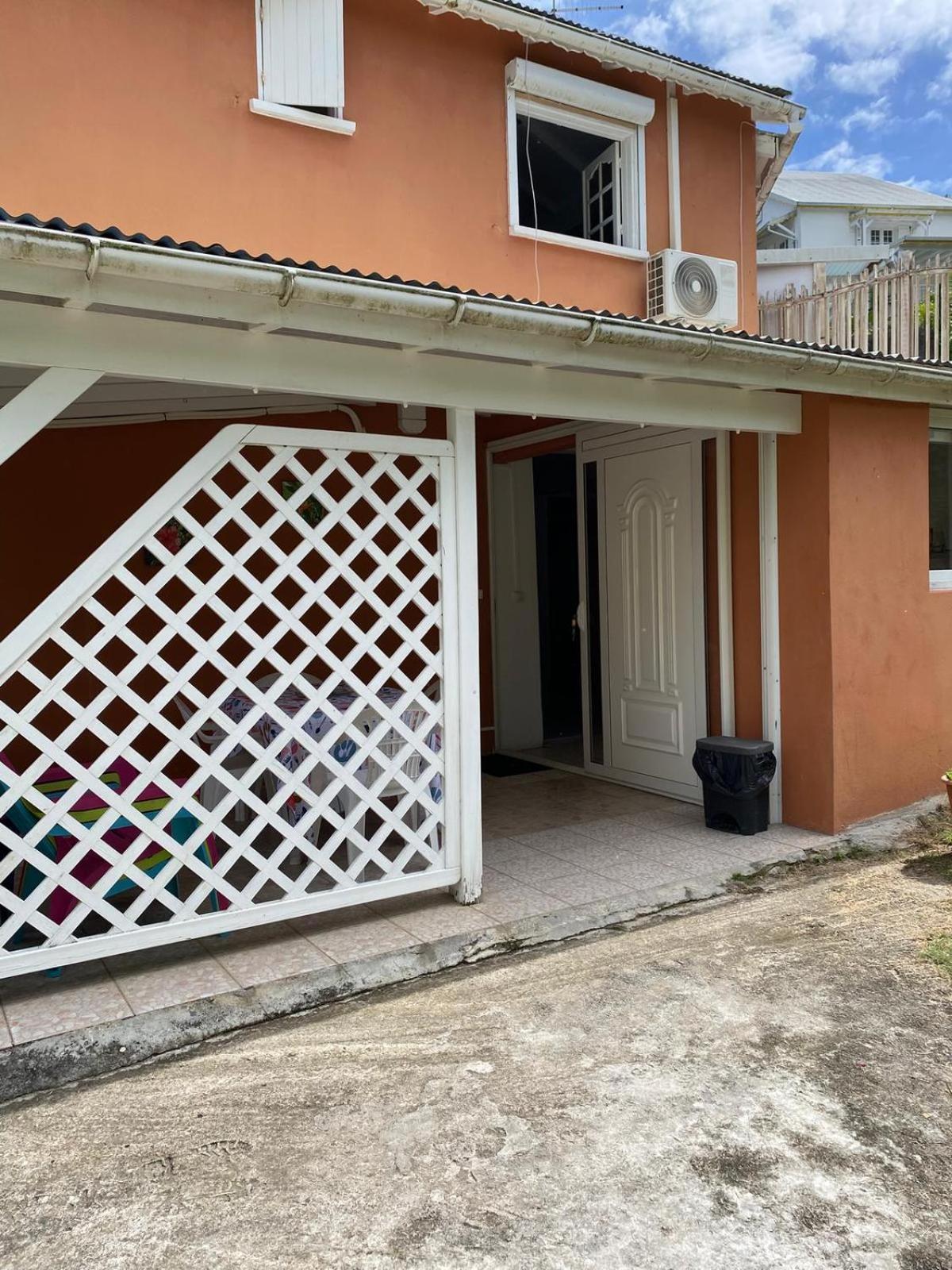 Aquaverde Eco Et Confort- Bas De Villa Avec Jardin Et Parking Le Gosier  Eksteriør billede